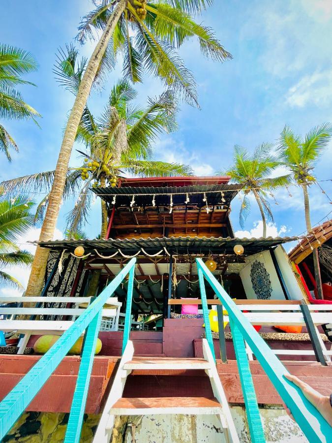 Miracles Beach Ґалле Екстер'єр фото