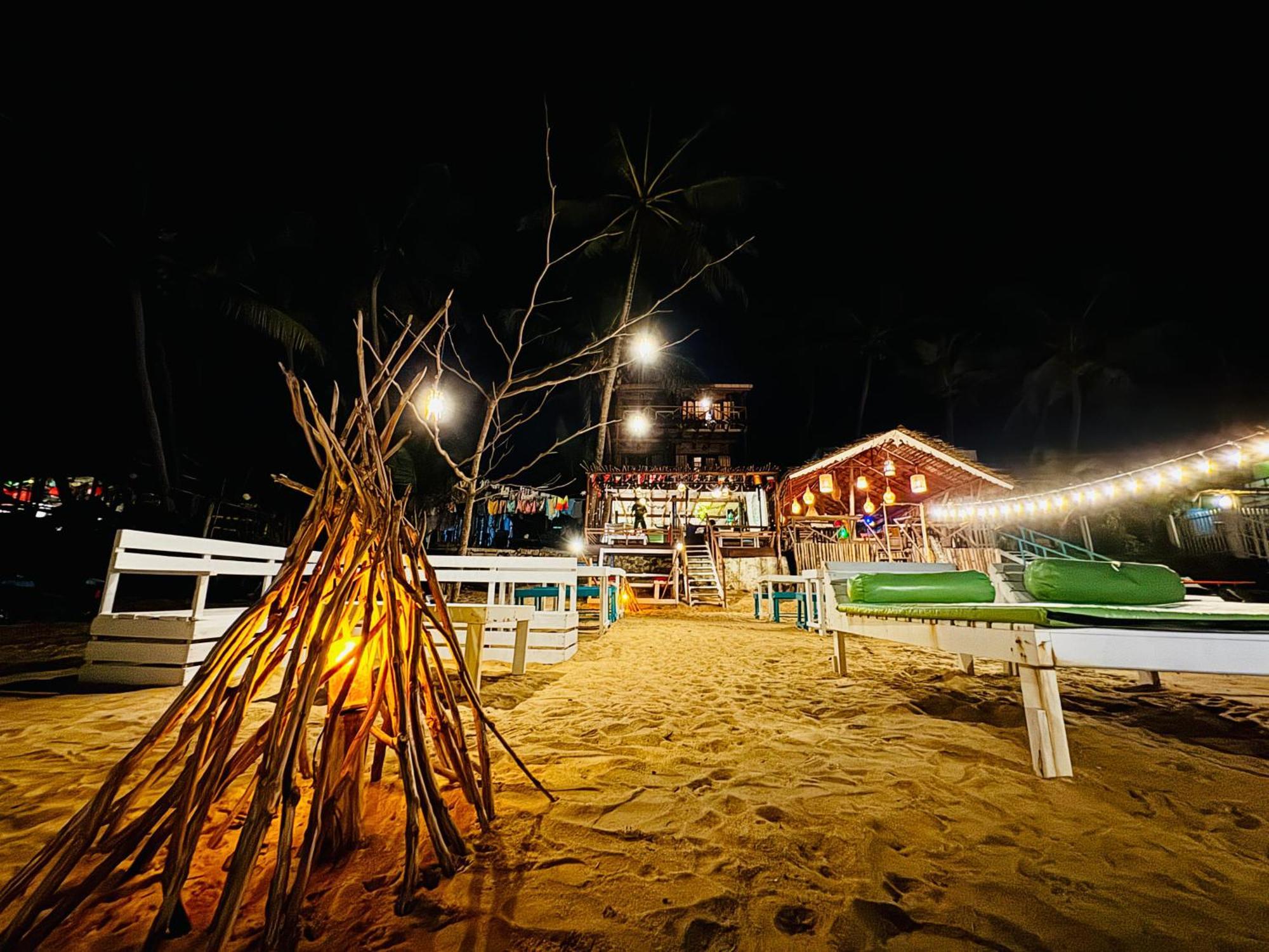 Miracles Beach Ґалле Екстер'єр фото